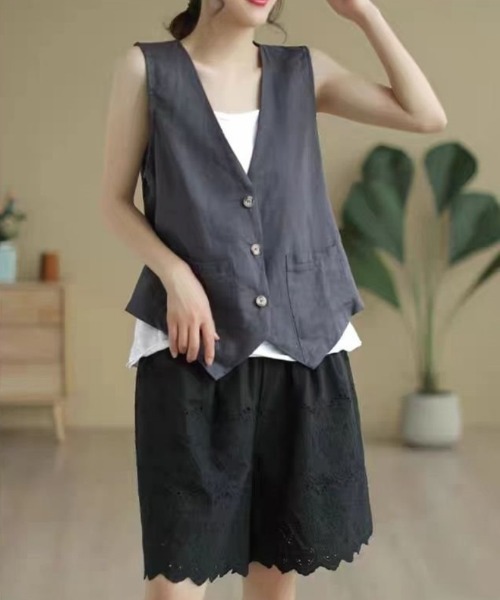 BLANC FICELLE(ブランフィセル)の「麻混 ジレ ベスト(ベスト・レディース・グレー/ナチュラル/ベージュ・M/L/XL)」の10枚目の写真