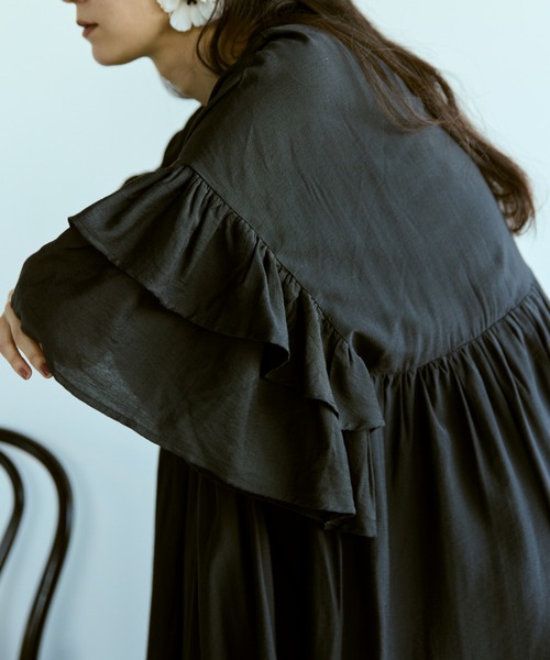 Libra Cue（リブラ キュー）の「フリルスリーブ2wayカフタンワンピース（ワンピース・レディース・ベージュ/オレンジ/ピンク/ブルー/ブラック/オリーブ/アイボリー・1/2）」の10枚目の写真