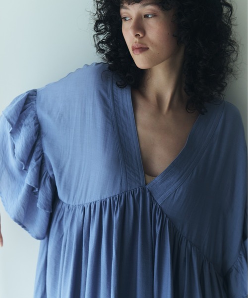 Libra Cue（リブラ キュー）の「フリルスリーブ2wayカフタンワンピース（ワンピース・レディース・ベージュ/オレンジ/ピンク/ブルー/ブラック/オリーブ/アイボリー・1/2）」の16枚目の写真