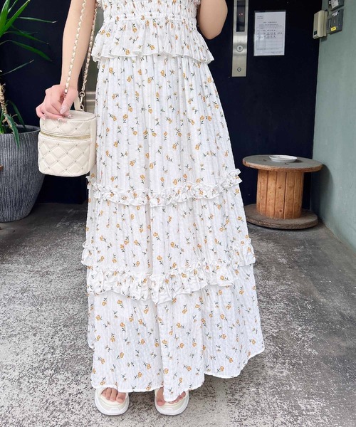 INGNI(イング)の「花柄フリルティアードスカート(セットアップ対応)(スカート・レディース・ブラック×ブルー/ホワイト×イエロー/ホワイト×ブルー・FREE)」の3枚目の写真
