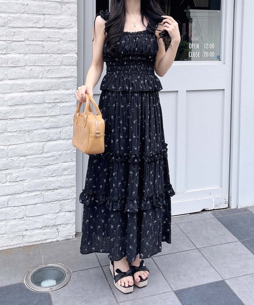 INGNI(イング)の「花柄フリルティアードスカート(セットアップ対応)(スカート・レディース・ブラック×ブルー/ホワイト×イエロー/ホワイト×ブルー・FREE)」の9枚目の写真