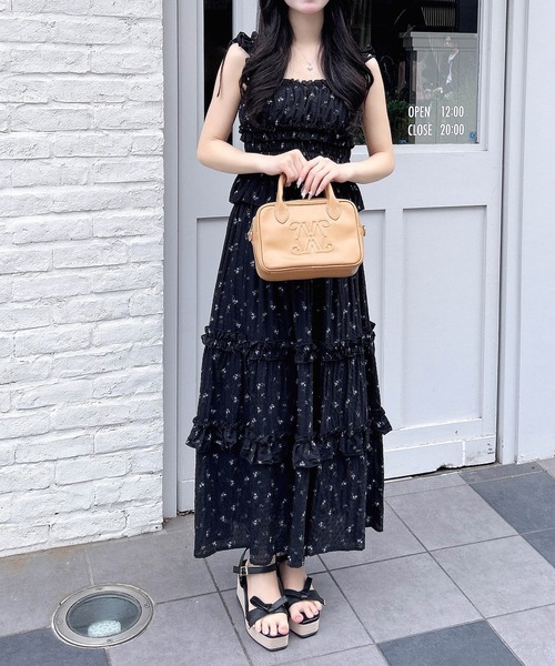 INGNI(イング)の「花柄フリルティアードスカート(セットアップ対応)(スカート・レディース・ブラック×ブルー/ホワイト×イエロー/ホワイト×ブルー・FREE)」の10枚目の写真