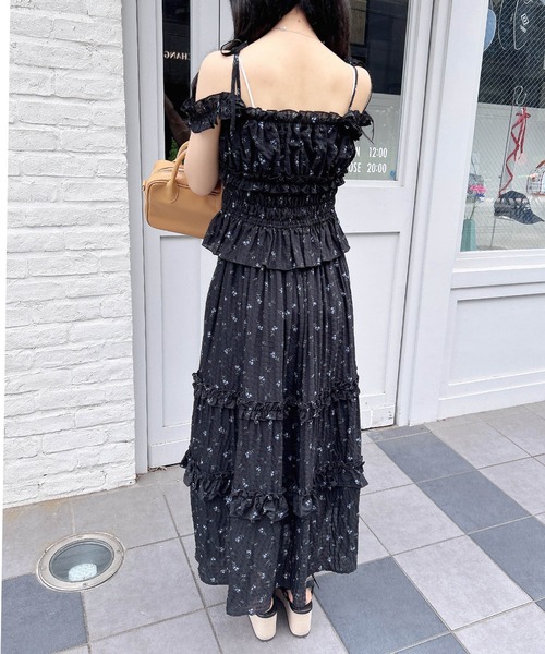 INGNI(イング)の「花柄フリルティアードスカート(セットアップ対応)(スカート・レディース・ブラック×ブルー/ホワイト×イエロー/ホワイト×ブルー・FREE)」の12枚目の写真