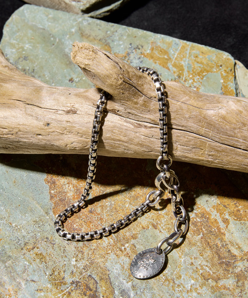 HARIM(ハリム)の「HARIM ハリム / NARROW SQUARE BLOCK CHAIN BRACELET シルバー925ナロースクエアブロックチェーンブレスレット / HRC019 BC(ブレスレット・メンズ・シルバー・FREE)」の14枚目の写真