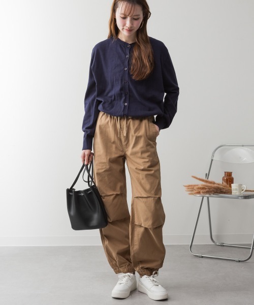 RCD(アールシーディー)の「リラックスワイド パラシュートパンツ(チノパンツ・レディース・ベージュ/ブラック/カーキ・M/L/LL/3L/4L)」の18枚目の写真