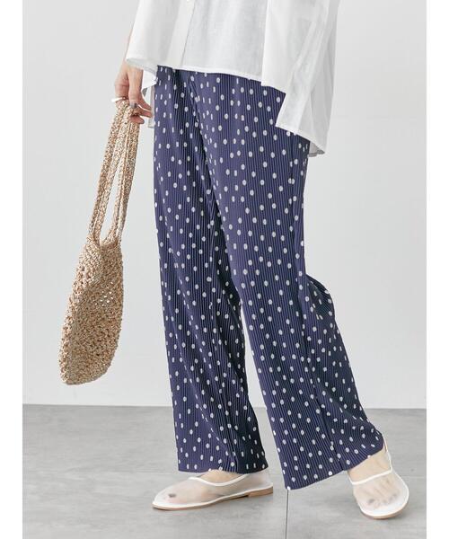 Lugnoncure(ルノンキュール)の「【セルフカット】無地/柄アソートプリーツパンツ(その他パンツ・レディース・ブラウン/オフホワイト/ブルー/ネイビー/ブラック・F)」の4枚目の写真