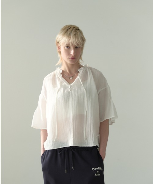 Muel Chic(ミュエルシック)の「Mont sheer blouse モントシアーブラウス(シャツ/ブラウス・レディース・コーラルピンク/ホワイト/ブラック・FREE)」の5枚目の写真