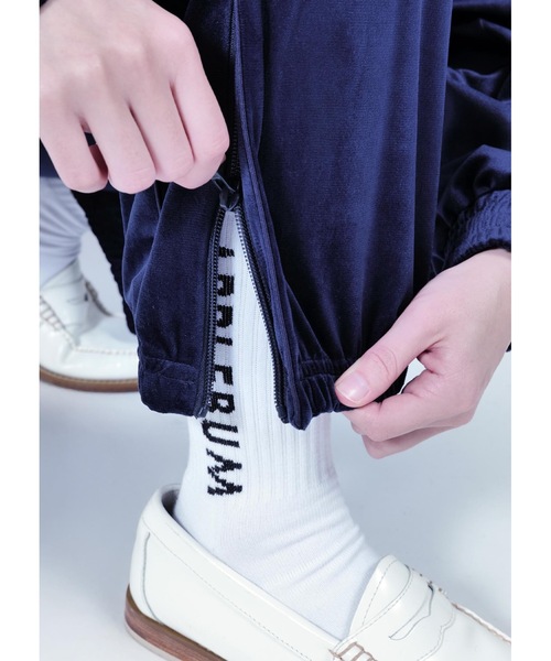 APPLEBUM（アップルバム）の「Velour Track Pants（その他パンツ・メンズ・ブラック/ネイビー・MEDIUM/LARGE/X-LARGE）」の10枚目の写真
