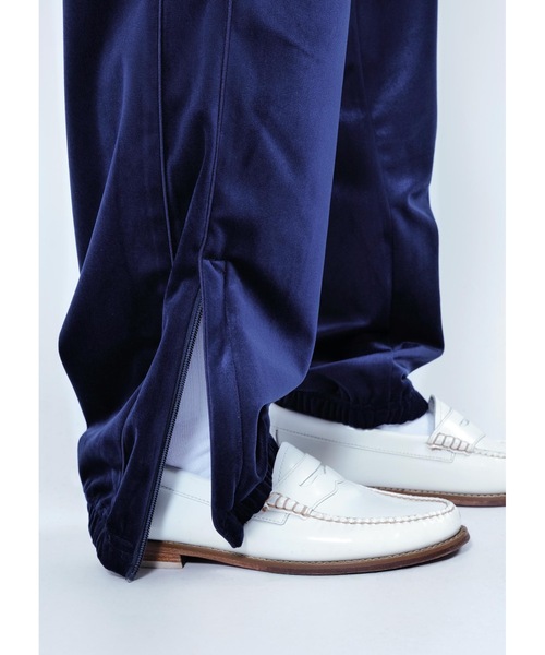 APPLEBUM（アップルバム）の「Velour Track Pants（その他パンツ・メンズ・ブラック/ネイビー・MEDIUM/LARGE/X-LARGE）」の6枚目の写真