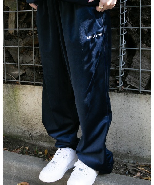 APPLEBUM（アップルバム）の「Velour Track Pants（その他パンツ・メンズ・ブラック/ネイビー・MEDIUM/LARGE/X-LARGE）」の16枚目の写真
