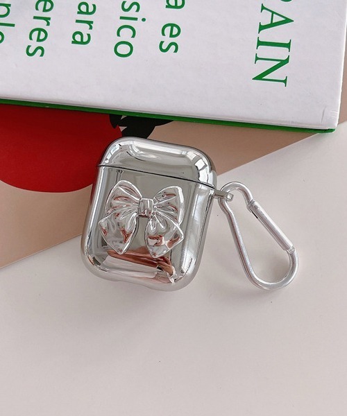 Fun & Daily（ファンアンドデイリー）の「Silver Ribbon AirPods4 Case / エアポッズ４（ヘッドフォン/イヤホン・レディース・シルバー・FREE）」の3枚目の写真