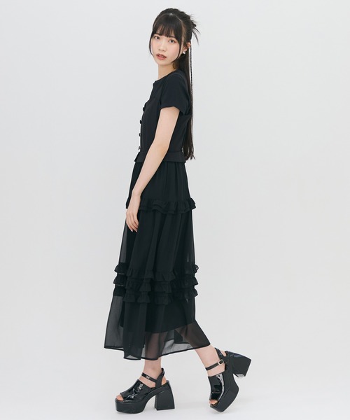 REDYAZEL(レディアゼル)の「ビスチェ×メニーフリルティアードワンピース(ワンピース・レディース・ブラック/オフホワイト/グレー・FREE)」の6枚目の写真
