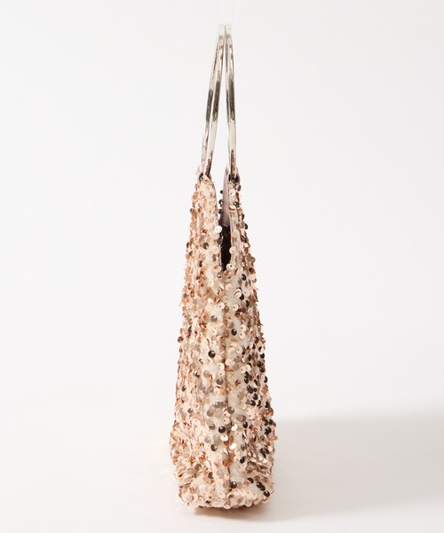 AIMER（エメ）の「【WEB限定】リングハンドルスパンコールパーティーバッグ（ハンドバッグ・レディース・ベージュ/シルバー・FREE）」の15枚目の写真