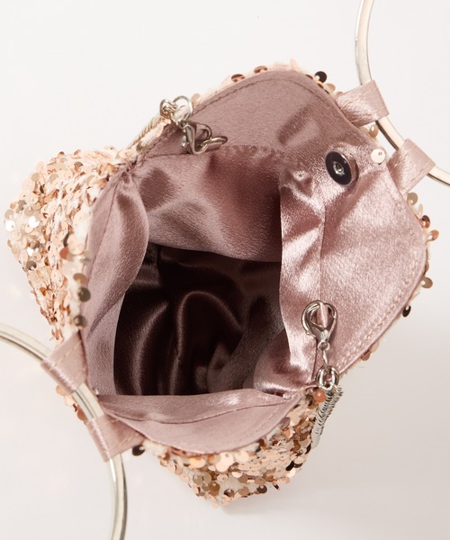 AIMER（エメ）の「【WEB限定】リングハンドルスパンコールパーティーバッグ（ハンドバッグ・レディース・ベージュ/シルバー・FREE）」の18枚目の写真