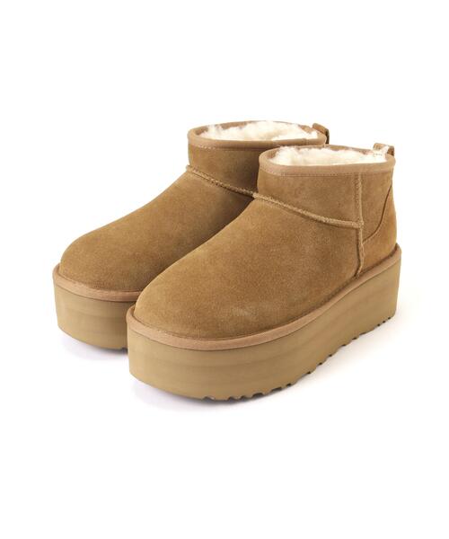UGG(アグ)の「UGG(アグ)Classic Ultra Mini Platform /1135092(ブーツ・レディース・ベージュ/ブラック・8/7/6)」の2枚目の写真