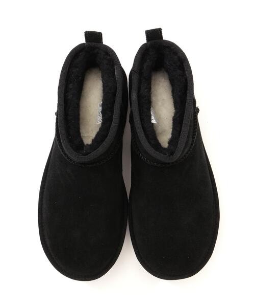 UGG(アグ)の「UGG(アグ)Classic Ultra Mini Platform /1135092(ブーツ・レディース・ベージュ/ブラック・8/7/6)」の4枚目の写真