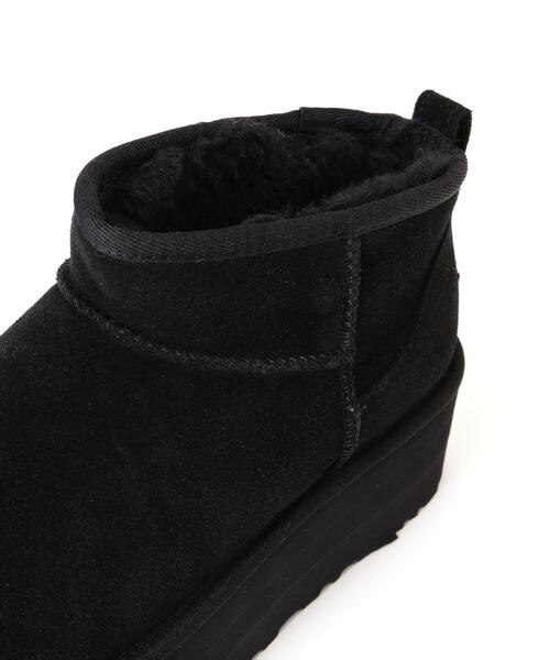 UGG(アグ)の「UGG(アグ)Classic Ultra Mini Platform /1135092(ブーツ・レディース・ベージュ/ブラック・8/7/6)」の8枚目の写真