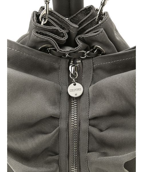 CELFORD（セルフォード）の「チェーンショルダーフリルサック