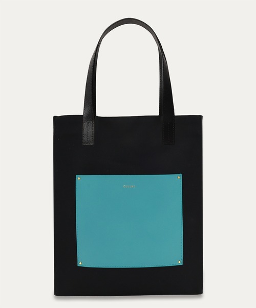 CULLNI（クルニ）の「Leather Pocket Canvas Tote（トートバッグ・メンズ・ブラック/ダークグレー/ブラック×ブルー・ONESIZE）」の3枚目の写真