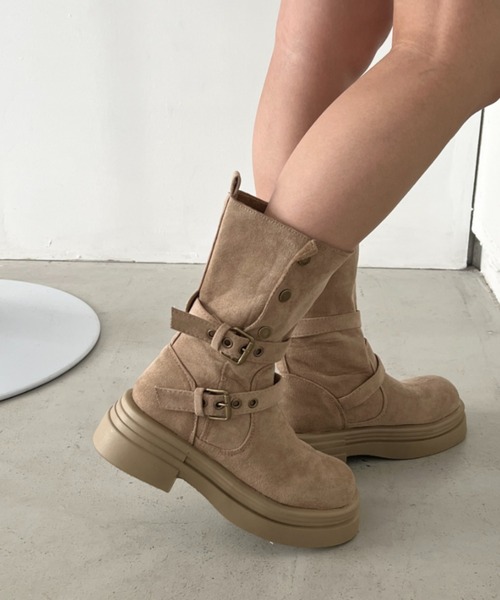 CLEA（クレア）の「ダブルベルト2wayエンジニアブーツ（ブーツ・レディース・ブラウン/ベージュ/ブラック・24.5cm/23.5cm）」の3枚目の写真