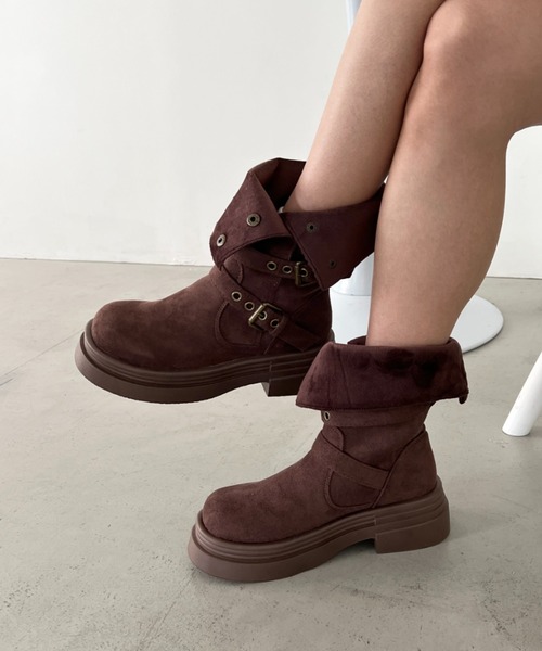 CLEA（クレア）の「ダブルベルト2wayエンジニアブーツ（ブーツ・レディース・ブラウン/ベージュ/ブラック・24.5cm/23.5cm）」の21枚目の写真