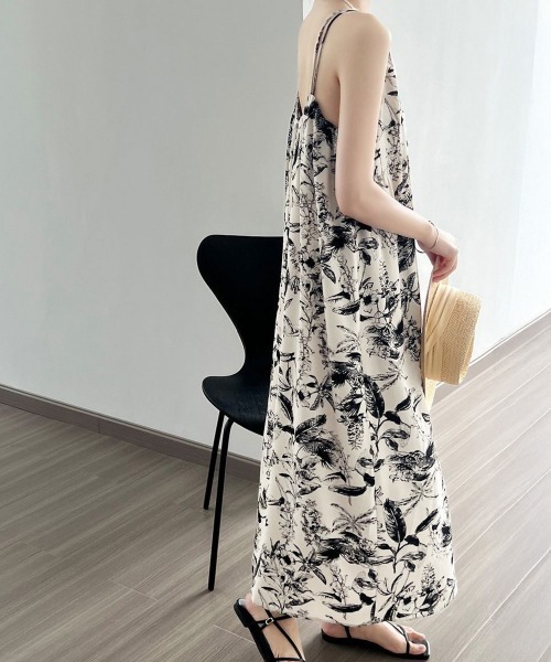 Miniministore（ミニミニストア）の「水墨画風キャミワンピース Vネックワンピ（ワンピース・レディース・アイボリー・L/M）」の13枚目の写真