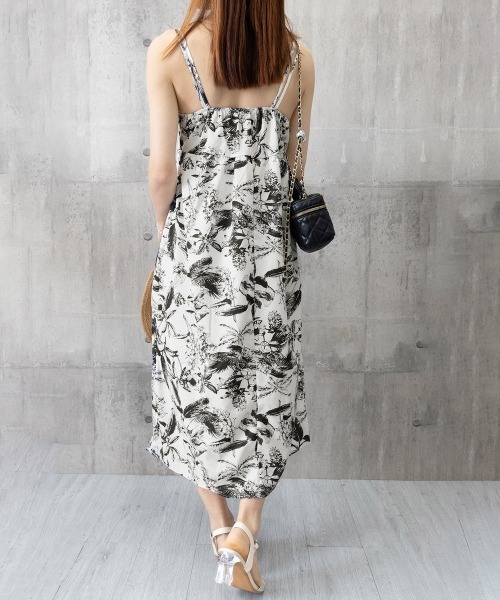 Miniministore（ミニミニストア）の「水墨画風キャミワンピース Vネックワンピ（ワンピース・レディース・アイボリー・L/M）」の3枚目の写真