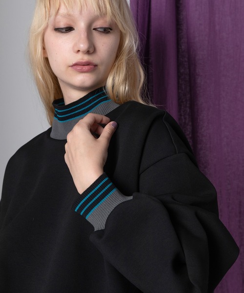 AULA AILA（アウラアイラ）の「マルチボーダーバルーンプルオーバー（Tシャツ/カットソー・レディース・ブラック/レッド/ホワイト・0）」の6枚目の写真