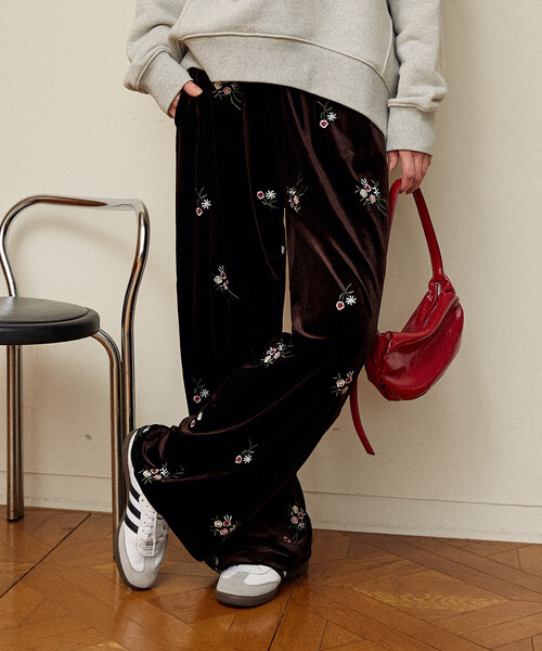 セール】PUBLUX/パブリュクス 花刺繍 ベロア イージーパンツ 限定展開