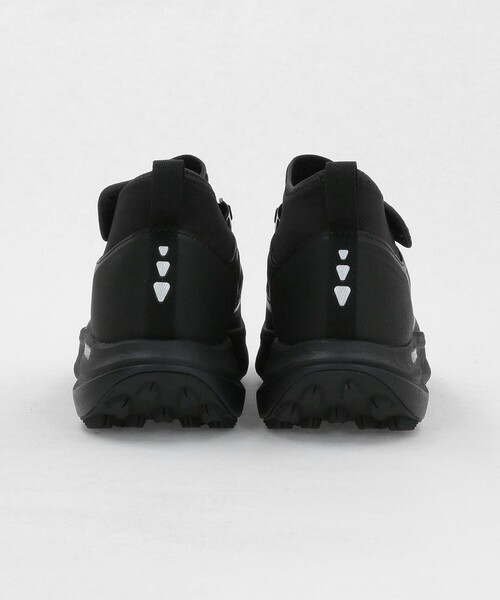 Teva（テバ）の「＜TEVA＞トレイルワインダー ミッド GTX スニーカー（スニーカー・メンズ・ブラック・8/10/9/7）」の6枚目の写真