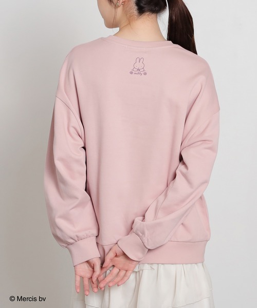 Honeys（ハニーズ）の「ミッフィー／ゆるトップス（スウェット・レディース・アイボリー/オートミール/スミクロ/モカ/ピンク・L/LL/M/S）」の10枚目の写真