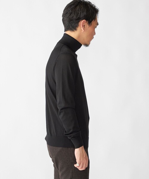 SHIPS（シップス）の「SHIPS:〈手洗い可能〉HANDFRAME 16ゲージ タートルネック プルオーバー ニット（ニット/セーター・メンズ・ネイビー/エンジ/ブラック/ダークグリーン/ブラウン・X-LARGE/LARGE/MEDIUM/SMALL）」の21枚目の写真