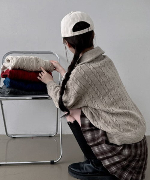 VIVID LADY(ビビッドレディー)の「ダブルジップ ケーブルニットカーディガン(ニット/セーター・レディース・ベージュ/チャコールグレー/クリーム/ブルー/バーガンディー・FREE)」の19枚目の写真