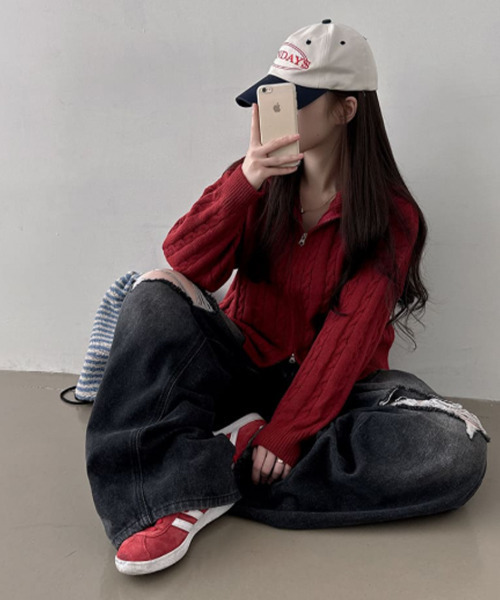 VIVID LADY(ビビッドレディー)の「ダブルジップ ケーブルニットカーディガン(ニット/セーター・レディース・ベージュ/チャコールグレー/クリーム/ブルー/バーガンディー・FREE)」の16枚目の写真