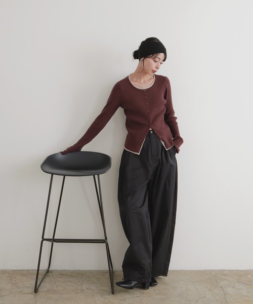 LIAN（リアン）の「レイヤードバイカラークルーネックカーディガン（カーディガン/ボレロ・レディース・レッド/ブラウン/ブラック/グレー・FREE）」の10枚目の写真