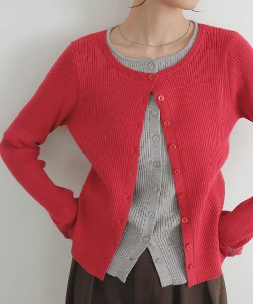 LIAN（リアン）の「レイヤードバイカラークルーネックカーディガン（カーディガン/ボレロ・レディース・レッド/ブラウン/ブラック/グレー・FREE）」の16枚目の写真