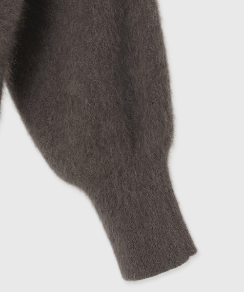 ラクーンフォックスオフショルニットプルオーバー（ニット/セーター