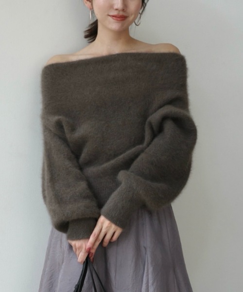 ラクーンフォックスオフショルニットプルオーバー（ニット/セーター