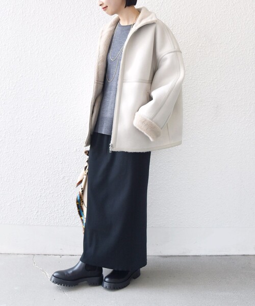 SHIPS（シップス）の「フェイク ムートン ジップ コート（ムートンコート・レディース・ブラック/ナチュラル・ONE SIZE）」の4枚目の写真