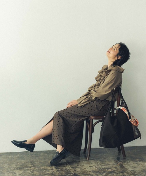 LE VERNIS（ル・ベルニ）の「スエードＫｎｏｔハンドル（ショルダーバッグ・レディース・キャメル/ブラウン・FREE）」の12枚目の写真