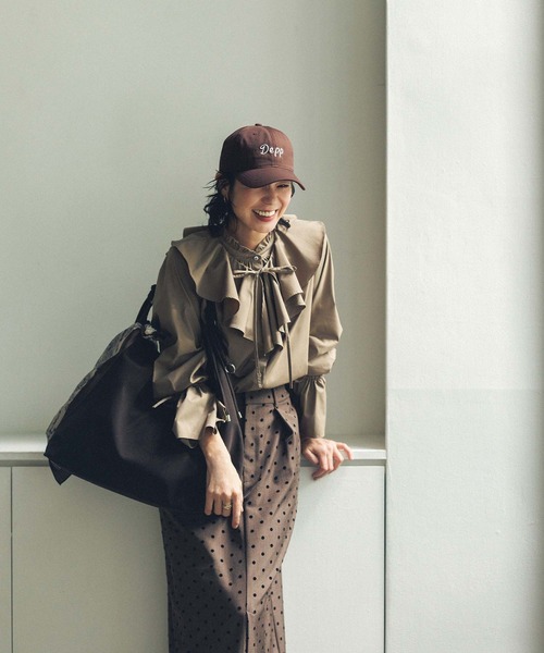 LE VERNIS（ル・ベルニ）の「スエードＫｎｏｔハンドル（ショルダーバッグ・レディース・キャメル/ブラウン・FREE）」の15枚目の写真