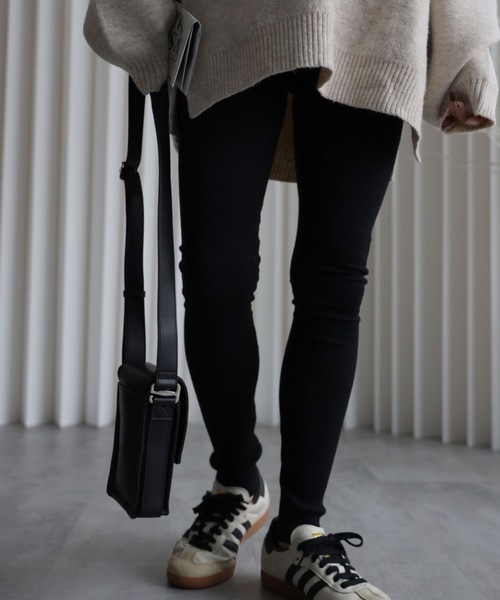 YENNA（イェンナ）の「【ロングリブレギンス/トレンカ】スーパーストレッチ素材（レギンス/スパッツ・レディース・ブラウン/ブラック/グレー/アイボリー・FREE）」の8枚目の写真