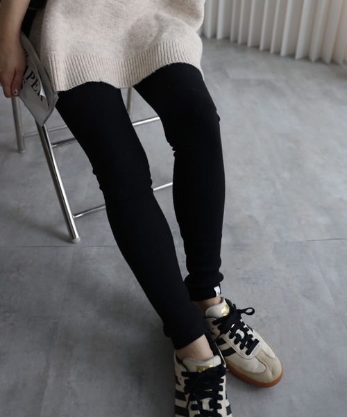 YENNA（イェンナ）の「【ロングリブレギンス/トレンカ】スーパーストレッチ素材（レギンス/スパッツ・レディース・ブラウン/ブラック/グレー/アイボリー・FREE）」の5枚目の写真