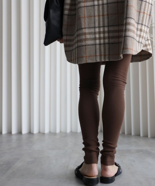 YENNA（イェンナ）の「【ロングリブレギンス/トレンカ】スーパーストレッチ素材（レギンス/スパッツ・レディース・ブラウン/ブラック/グレー/アイボリー・FREE）」の22枚目の写真