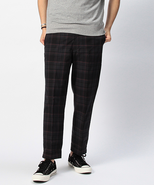 BEAMS PLUS（ビームスプラス）の「◇BEAMS PLUS / ダークプラッズ クロップドパンツ（スラックス・メンズ・グレー/ネイビー・X-SMALL/MEDIUM/SMALL/LARGE/X-LARGE）」の2枚目の写真