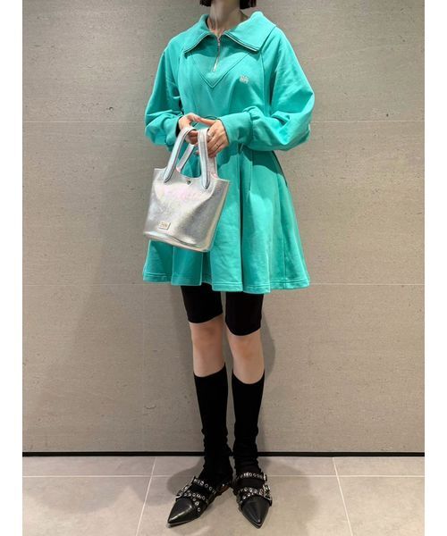 FURFUR（ファーファー）の「ハーフジップスウェットミニワンピース（ワンピース・レディース・ライム/グレー/ネイビー・F）」の17枚目の写真