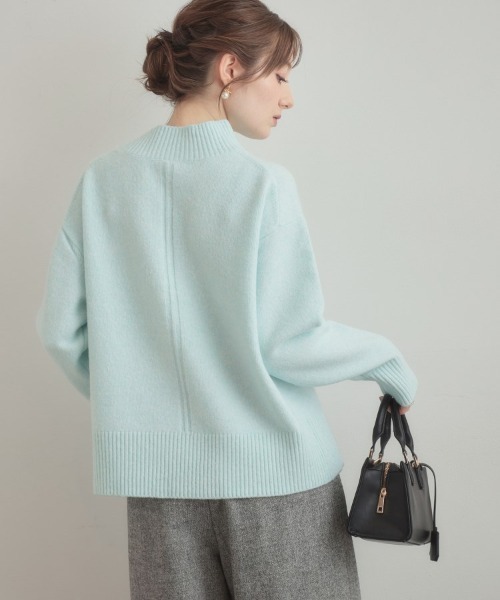 couture brooch（クチュールブローチ）の「【5色展開】やわらかヤクライクニット（ニット/セーター・レディース・アイボリー/パープル/サックスブルー/ベビーピンク/チャコールグレー・38/42/36）」の20枚目の写真