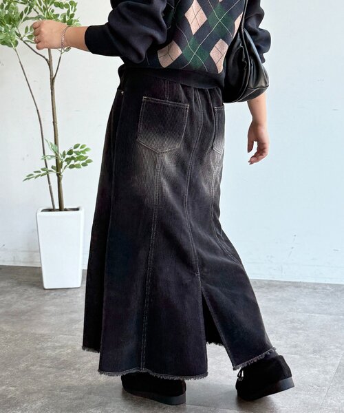CPCM（シーピーシーエム）の「コーデュロイマーメイドスカート（スカート・レディース・ブラック/ブラウン/ネイビー・PS/FREE）」の7枚目の写真