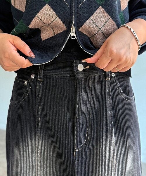 CPCM（シーピーシーエム）の「コーデュロイマーメイドスカート（スカート・レディース・ブラック/ブラウン/ネイビー・PS/FREE）」の12枚目の写真