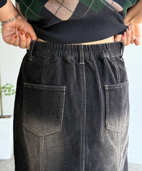 CPCM（シーピーシーエム）の「コーデュロイマーメイドスカート（スカート・レディース・ブラック/ブラウン/ネイビー・PS/FREE）」の14枚目の写真